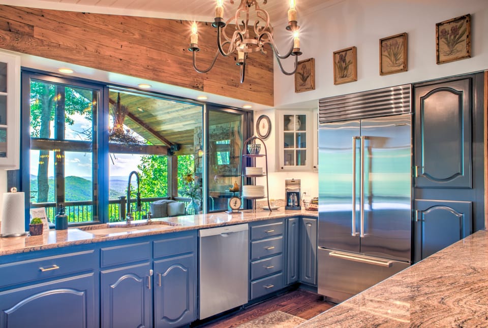 Fully Equipped Kitchen for the most discerning cook