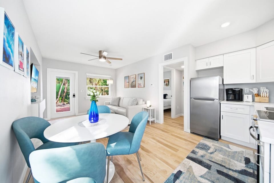 Open floor plan, with A/C & ceiling fan