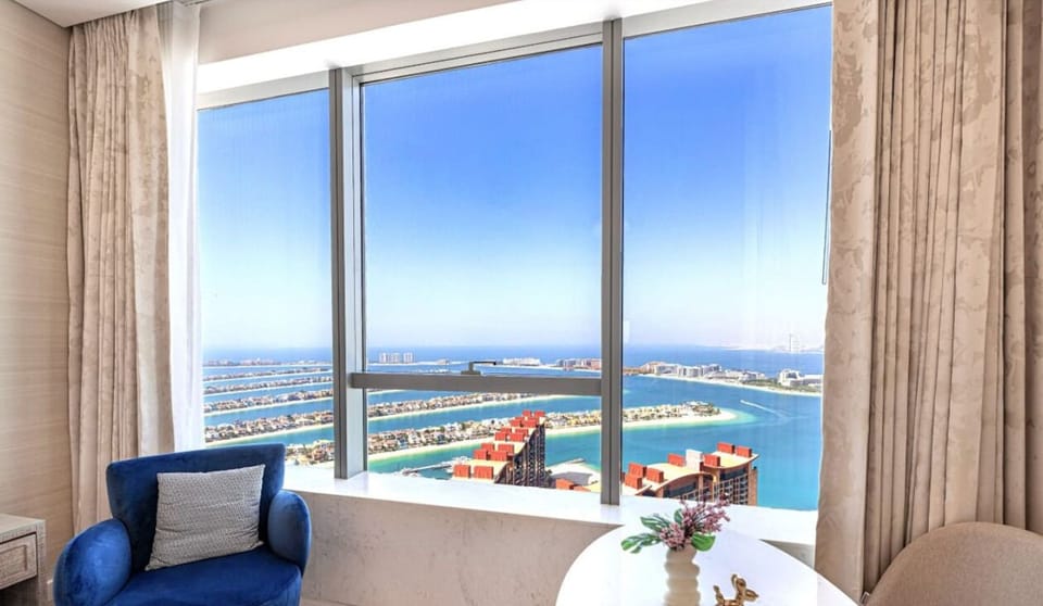Unwind on the sofa and take in the stunning Palm views!