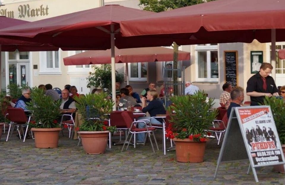 Immediate Surroundings [summer] (<1 km)