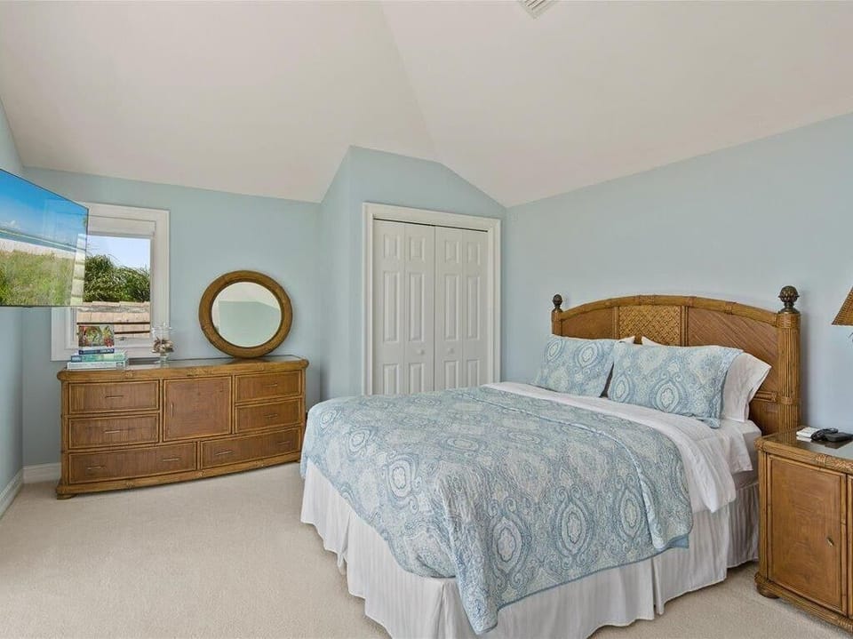 Queen in Upstairs Guest Bedroom #3
