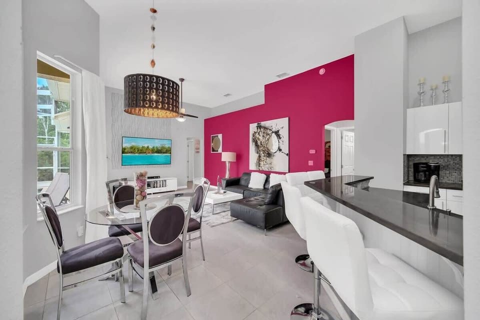 Stylish Dining Room with Seating for Everyone