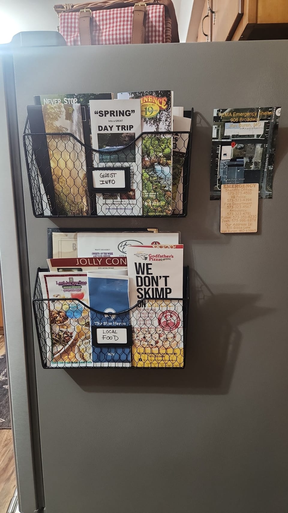 Menus for local restaurants & brochures for local activities 