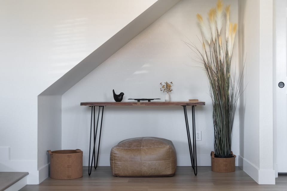 Furniture, Indoors, Table, Desk, Flower