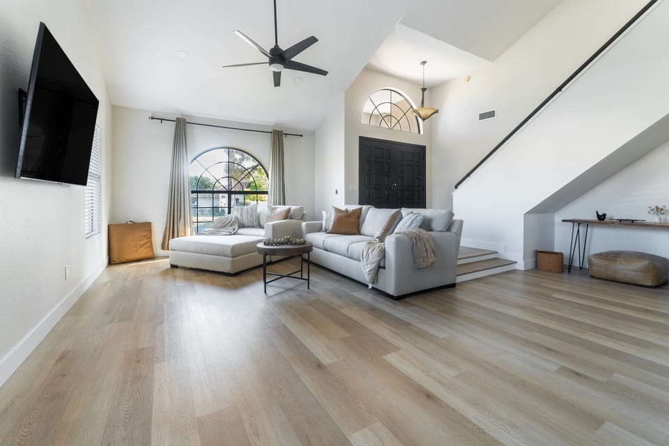Floor, Flooring, Indoors, Furniture, Table