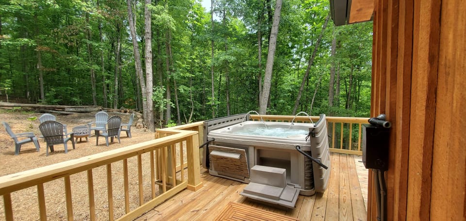 4-5 person Hot Tub