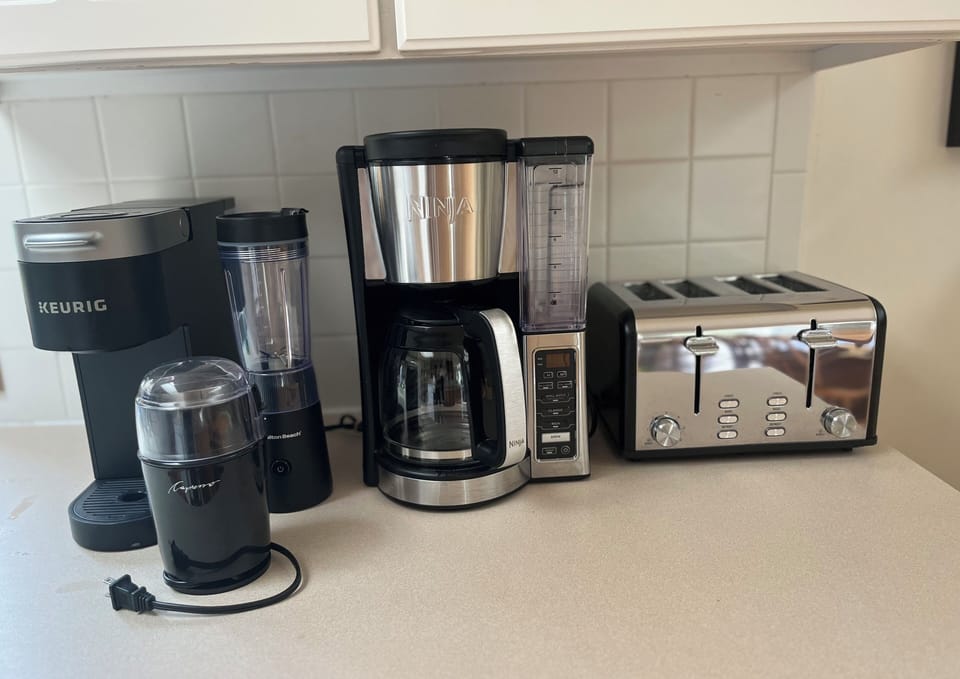 New kitchen amenities 
Keurig, Ninja coffee maker
