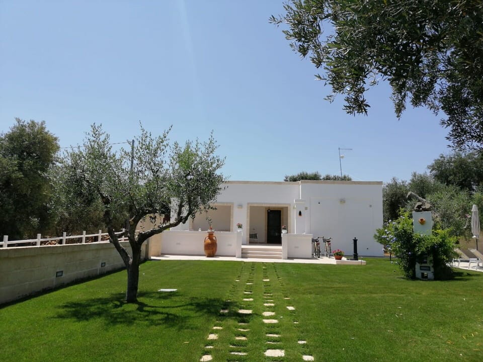 Building Exterior, Garden, Outdoor