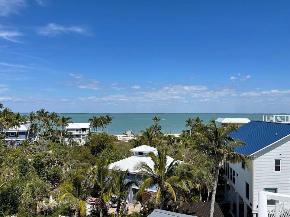 Beach/ocean view