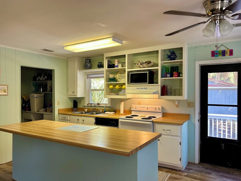 Open kitchen 🧑‍🍳 👩‍🍳