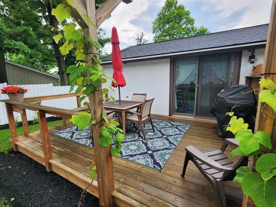 Deck with BBQ grill