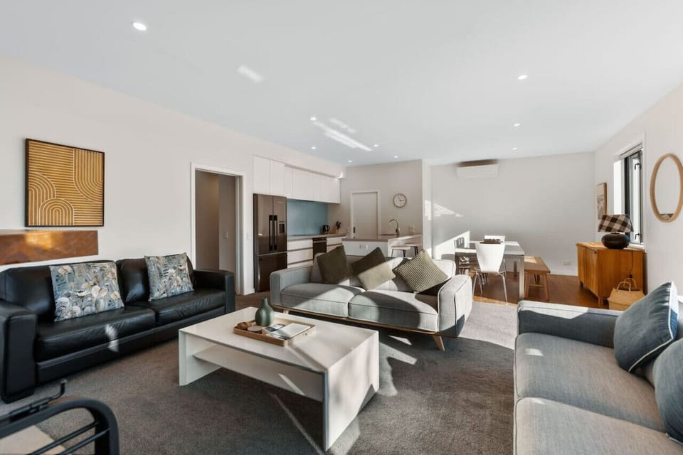 Open plan living, dining and kitchen