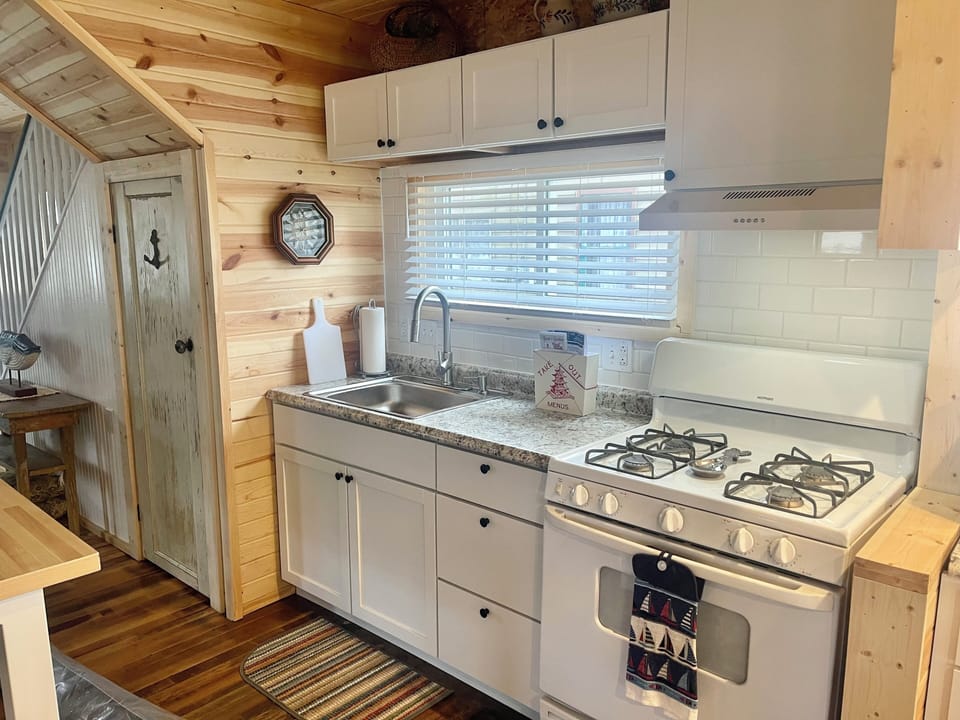 Kitchen sink and stove