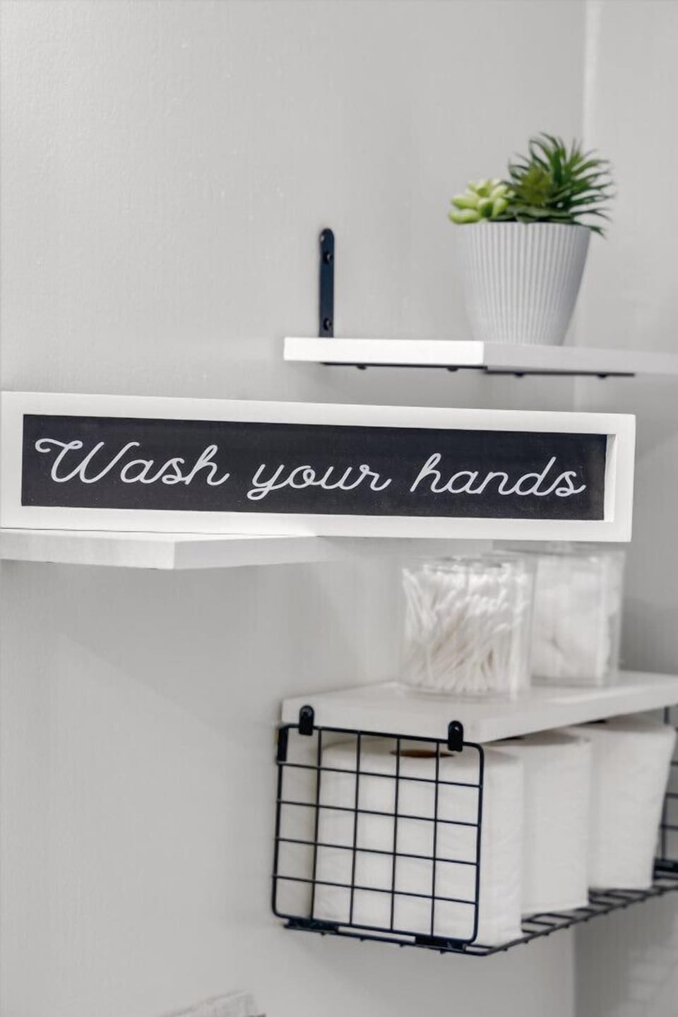 There is no need to overpack; we have got all essential toiletries ready.