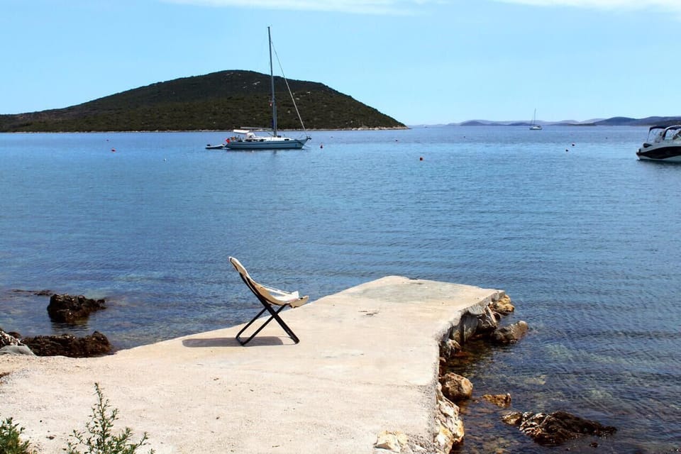 Nearby beaches