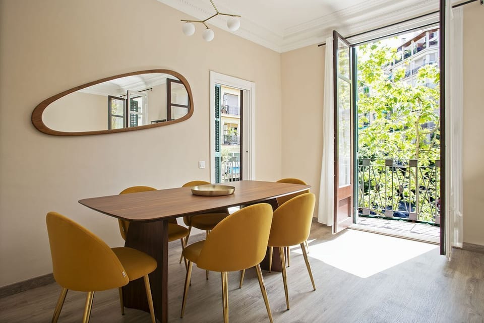 Superior 3 bedrooms+2 bathrooms unit