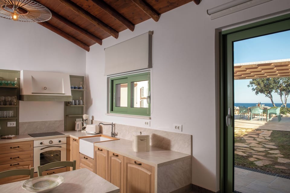 Astarte Villas - Cocoon Private Beach Front Villa