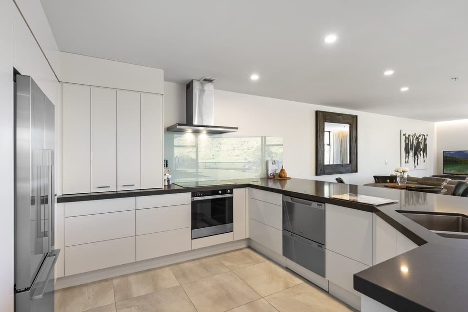 Spacious kitchen