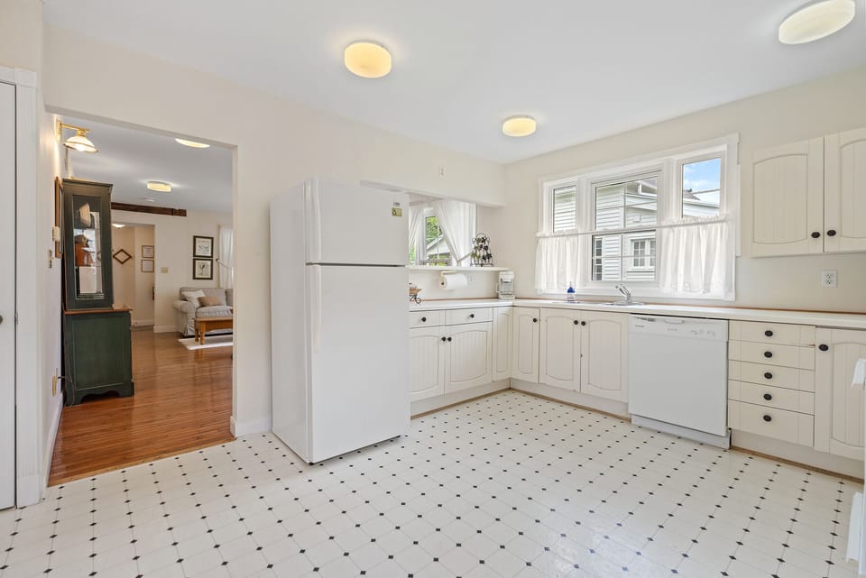 The Cedar House - fully equipped kitchen