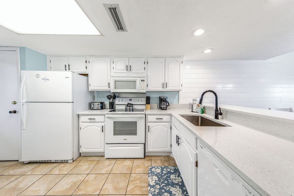 Full Kitchen