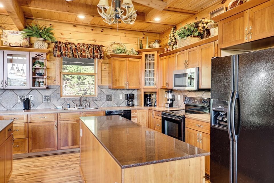 893drUVqqDrky-20220203140900