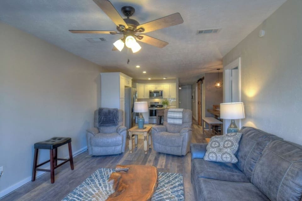 3f97e709-31ff-499a-aee1-be1b887b0001