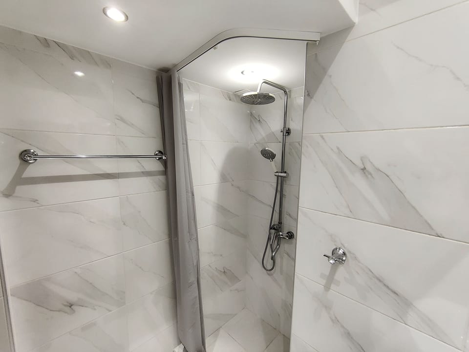 Bathroom area