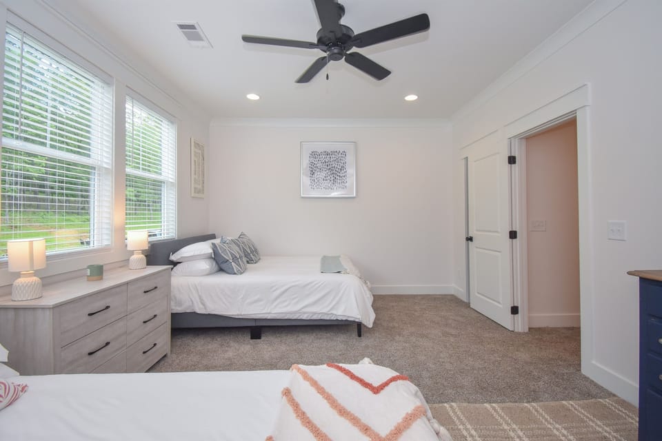 Upstairs Bedroom 2: 2 Queen Beds, TV and Dresser
