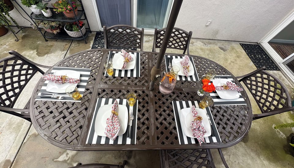 Outdoor dining
