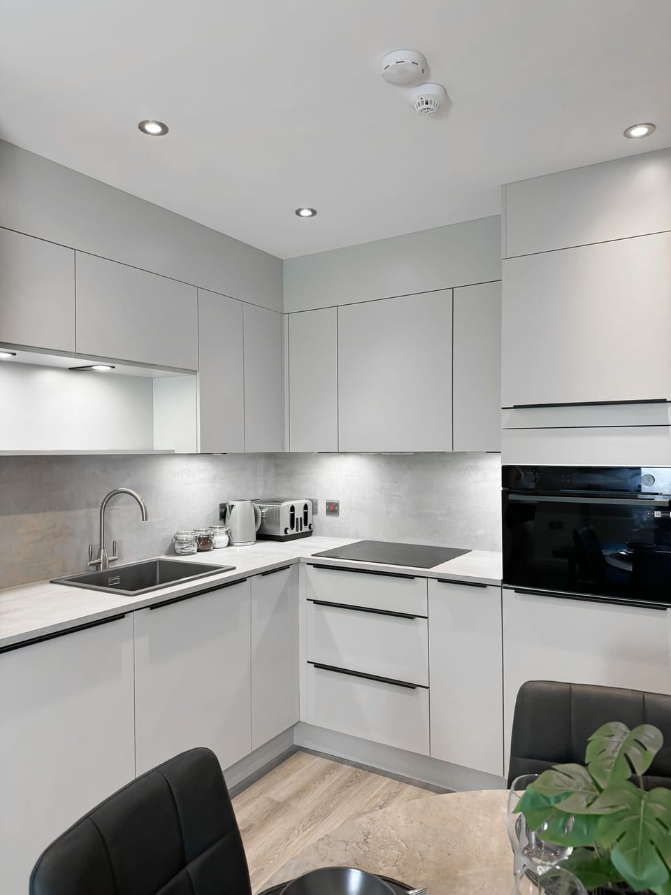 Apartment 4 Kitchen