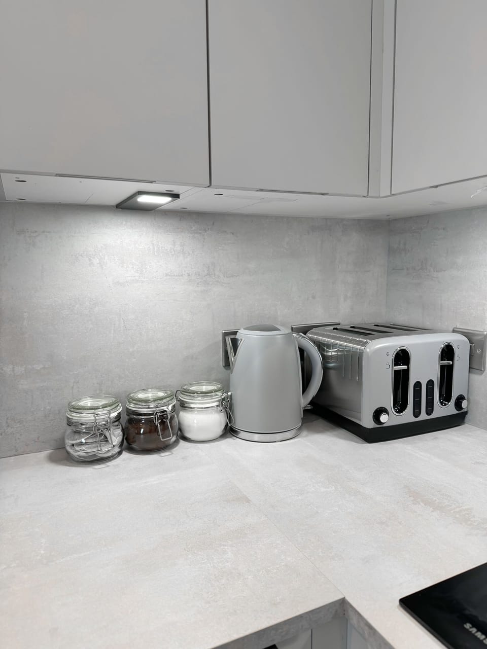 Apartment 4 Kitchen