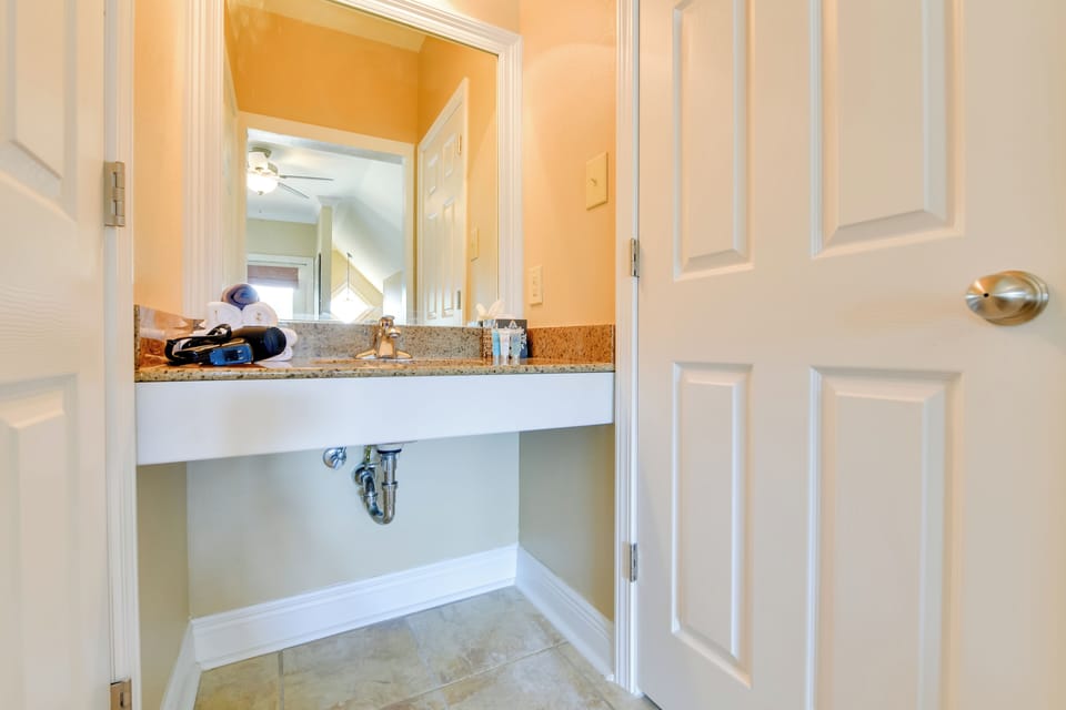 En-Suite Bathroom | 2nd Floor