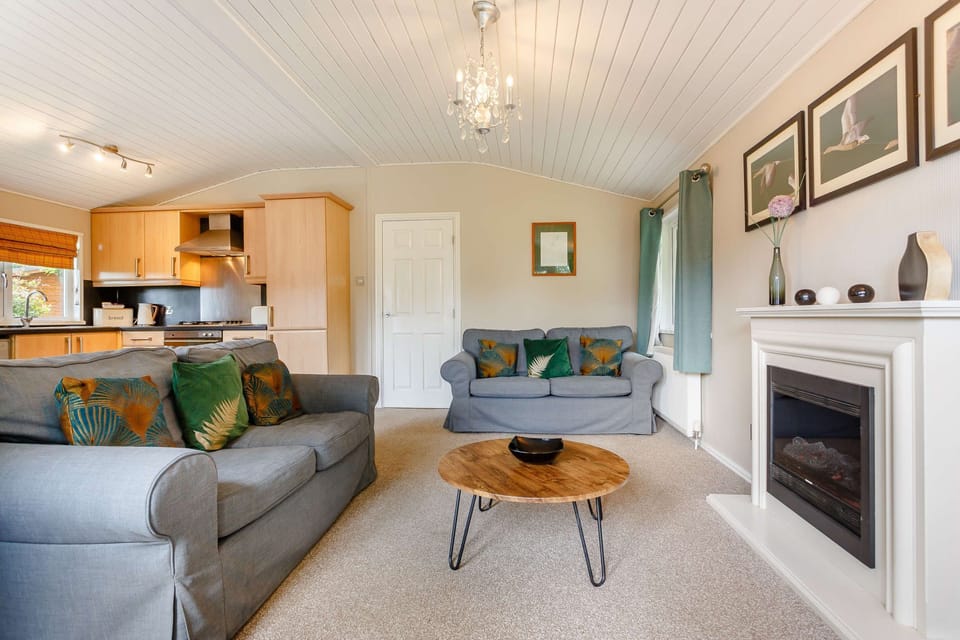 Kingham Lodge Open Kitchen Living Space