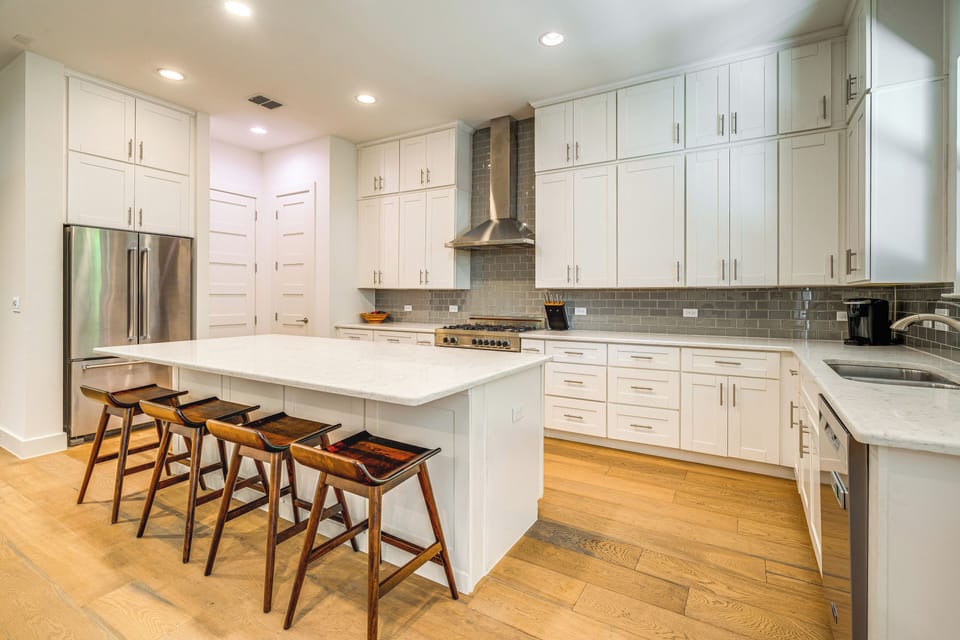 Kitchen | Dishwasher | 1st Floor