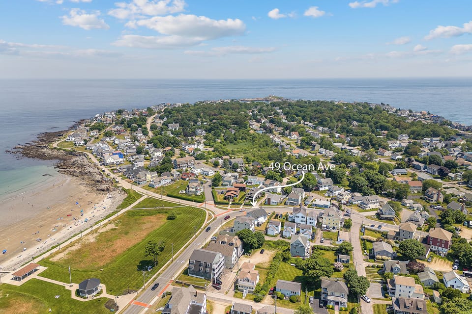 Aerial shot showing Nubble in distance