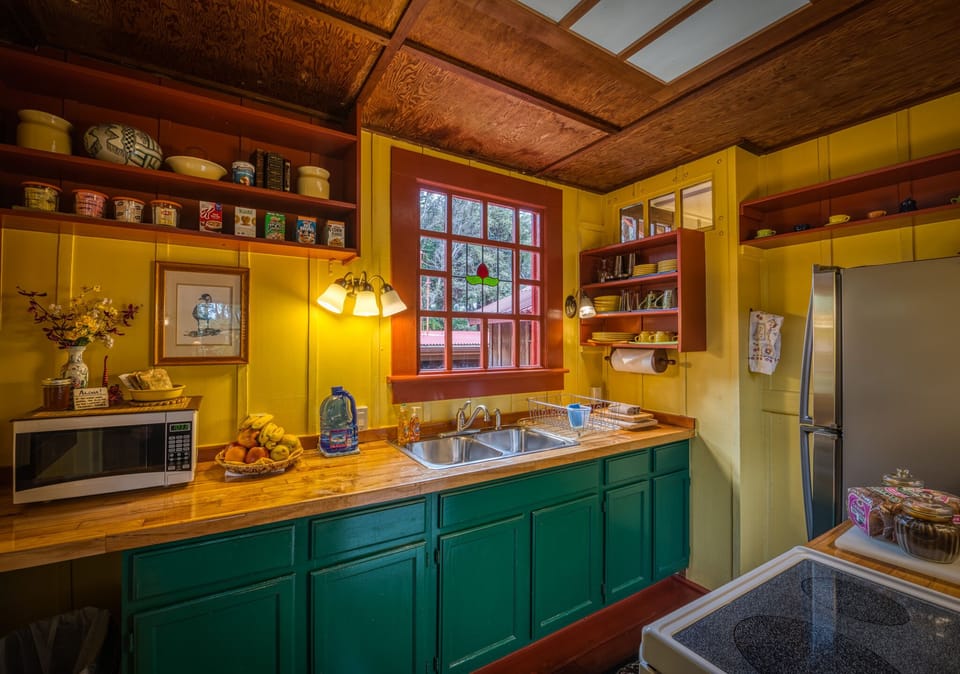Kitchen, north window