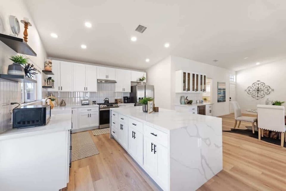 Fully equipped kitchen for your meals