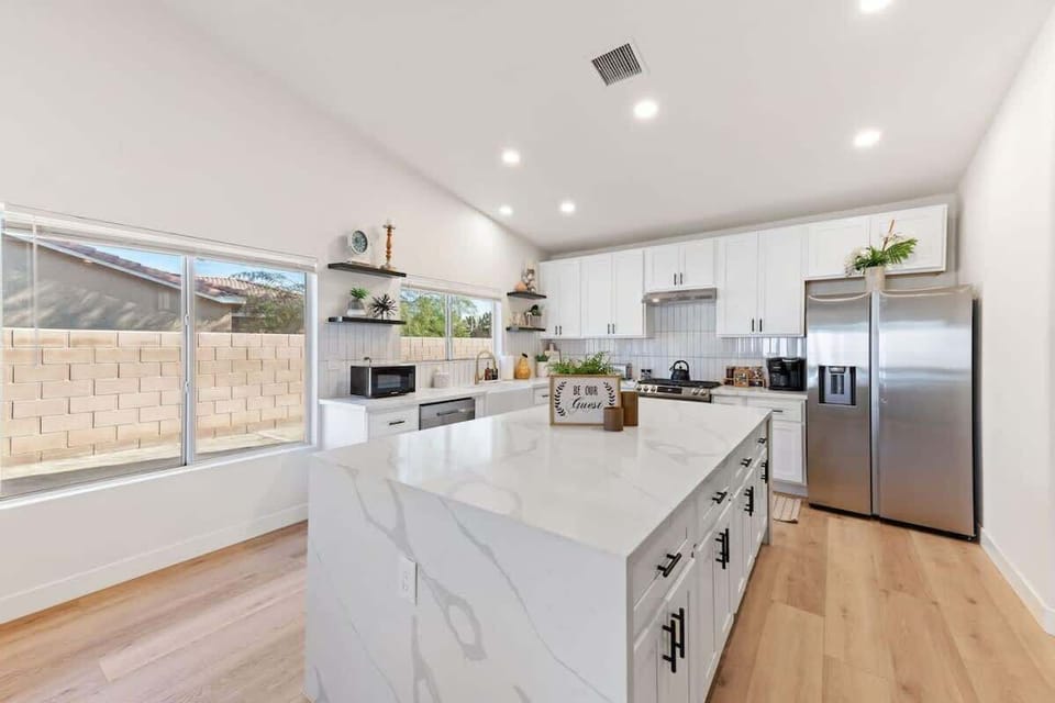 Fully equipped kitchen for your meals.