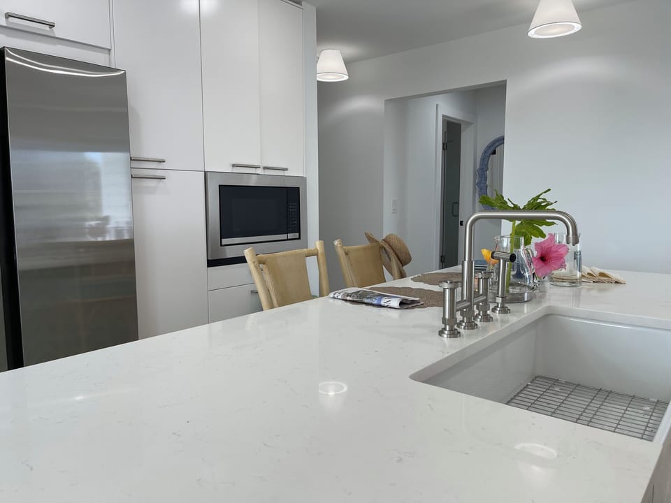 Kithchen island with sink