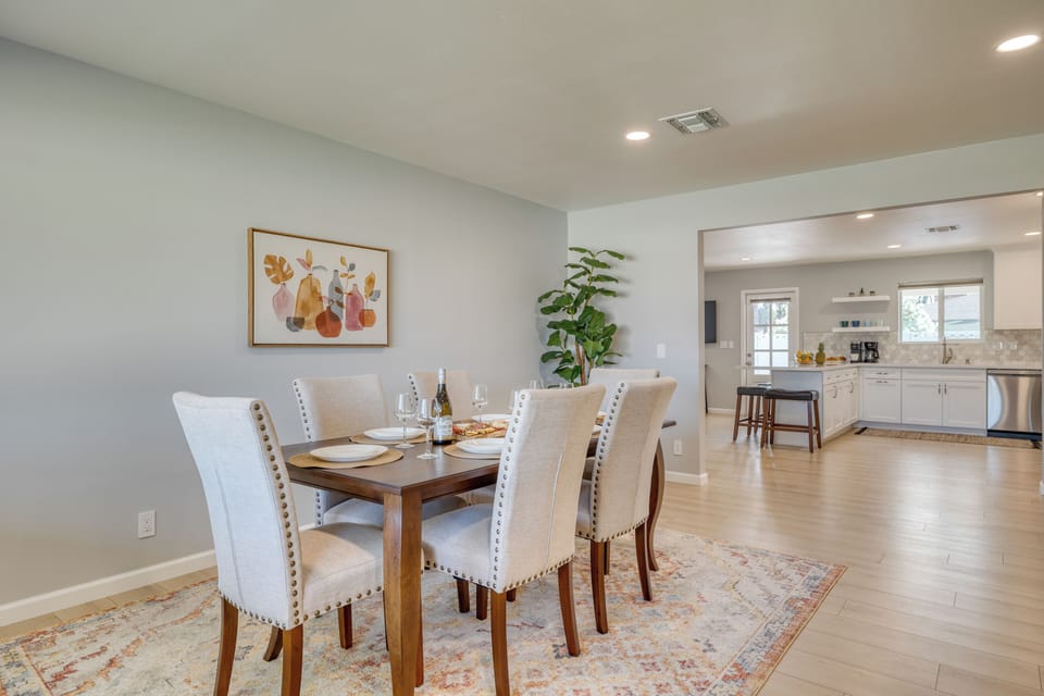 Dine in comfort and style.