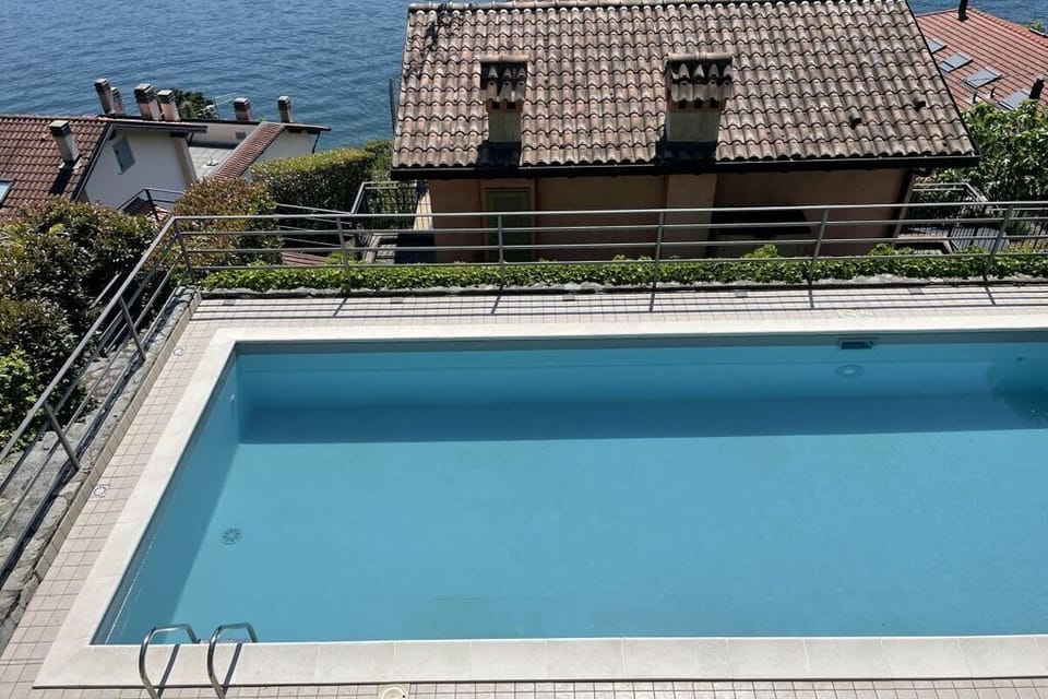 Holiday Home Swimming Pool