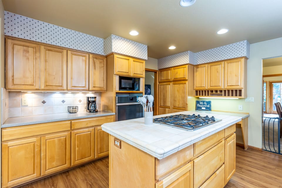Kitchen - Main Level
