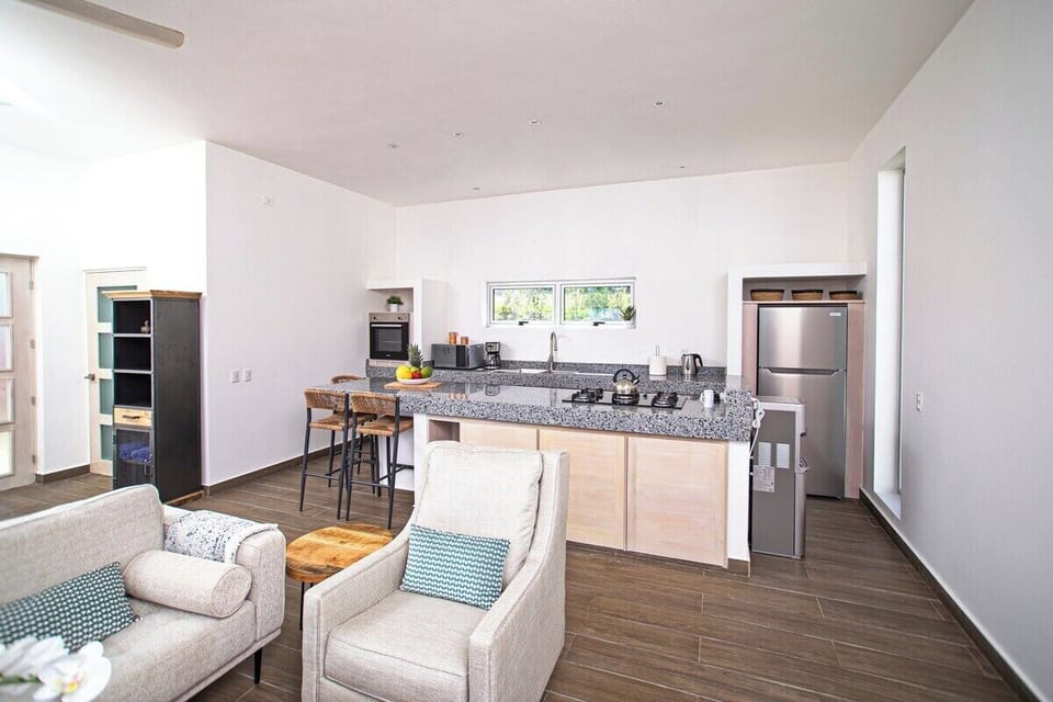 V41 Agua Viva · Fully furnished home with garden view (930)
