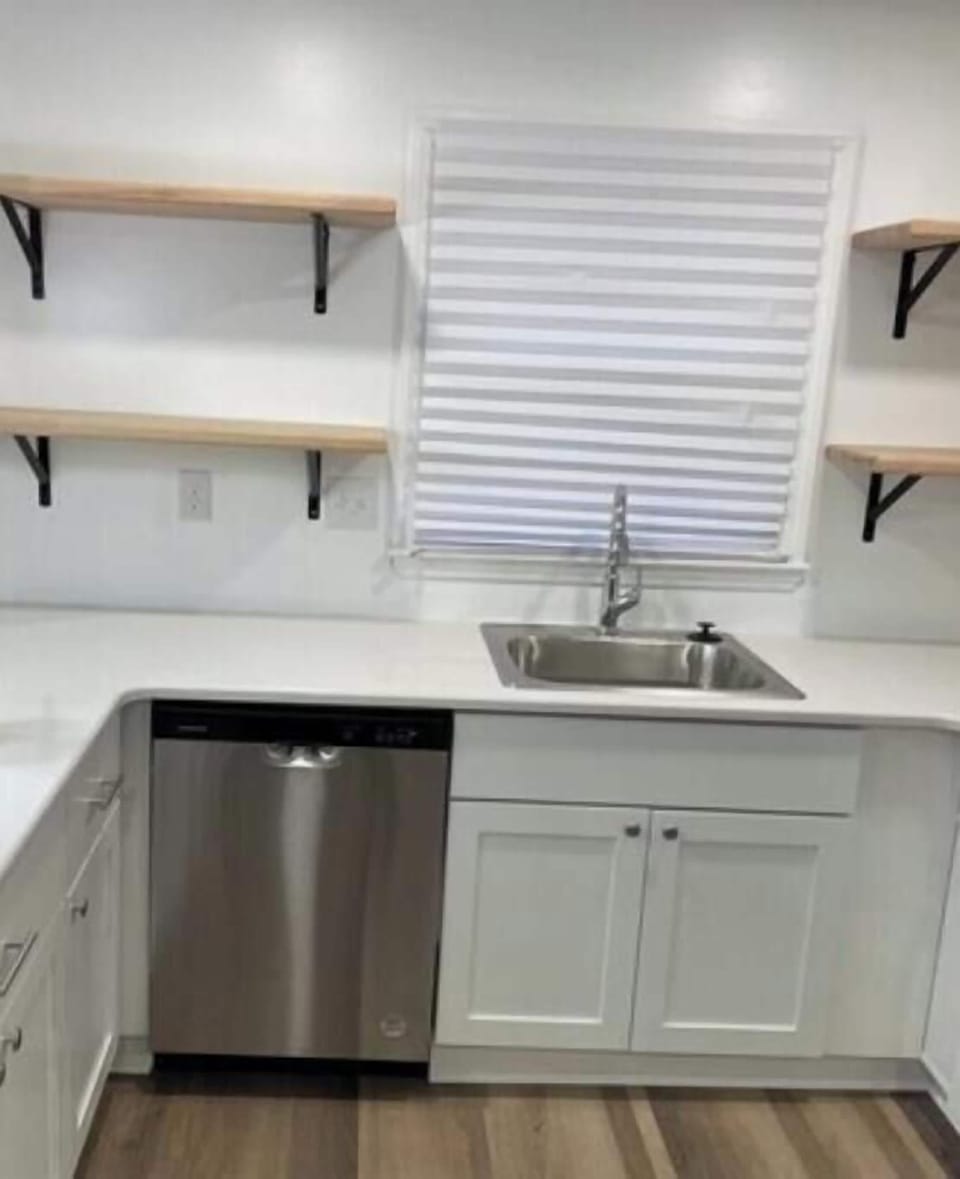 Quartz countertops