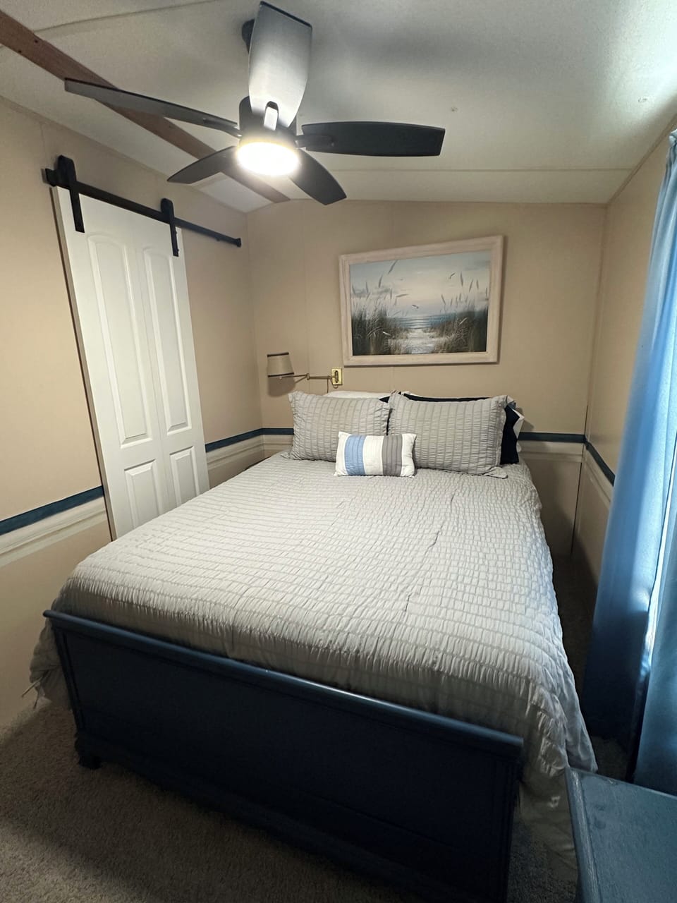 Second room queen bed 