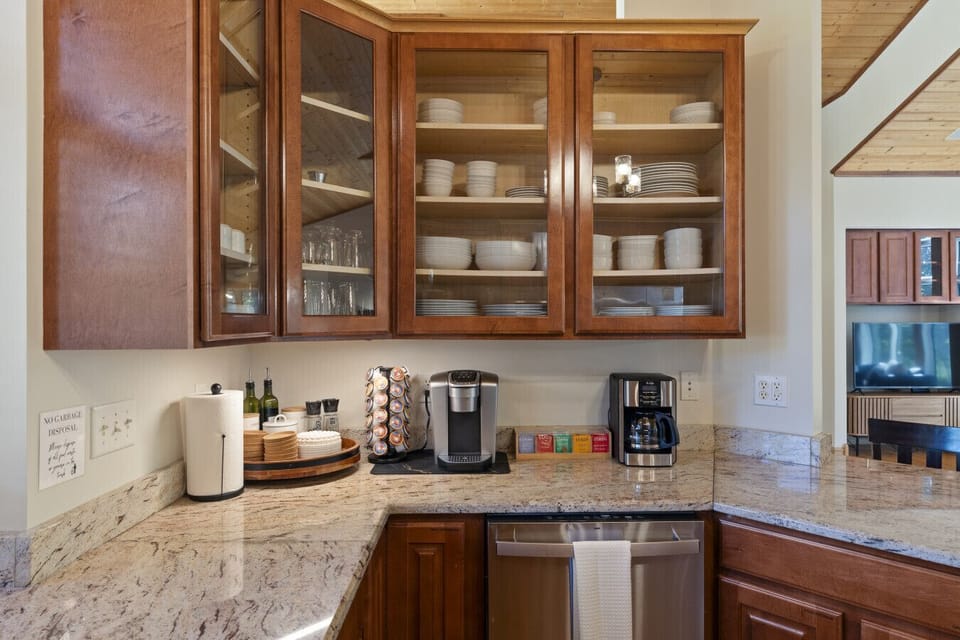 Coffee bar w/ Keurig and 12 cup coffee maker