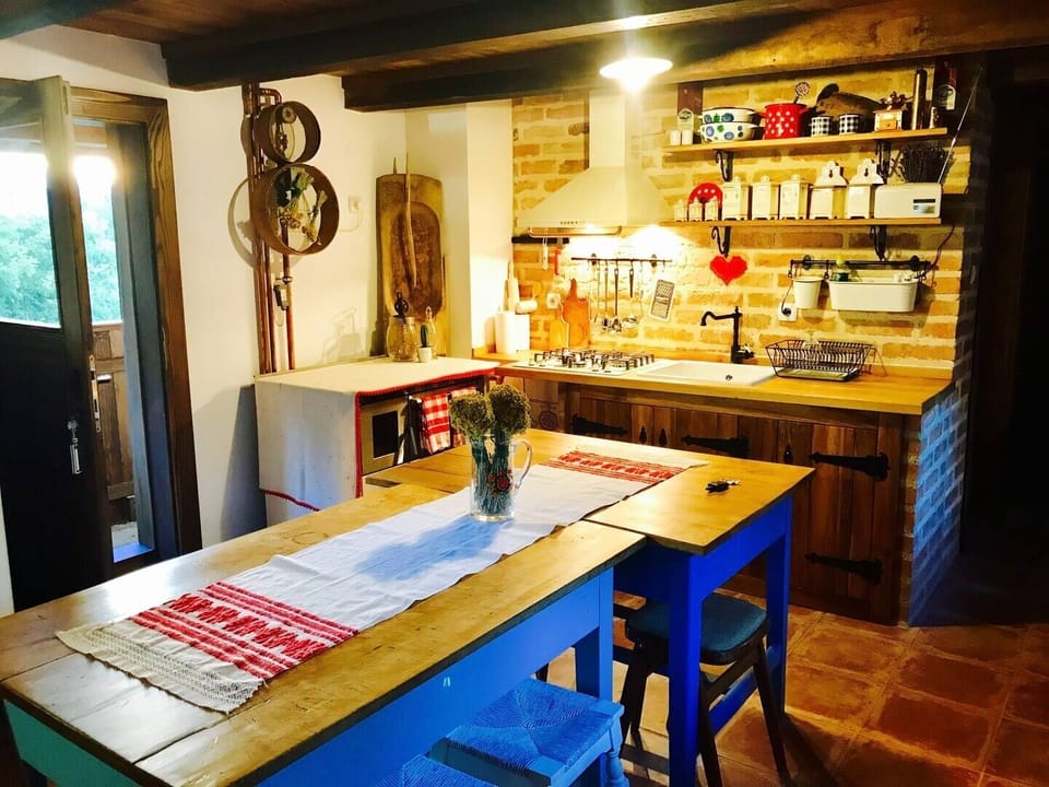 Kitchen 2