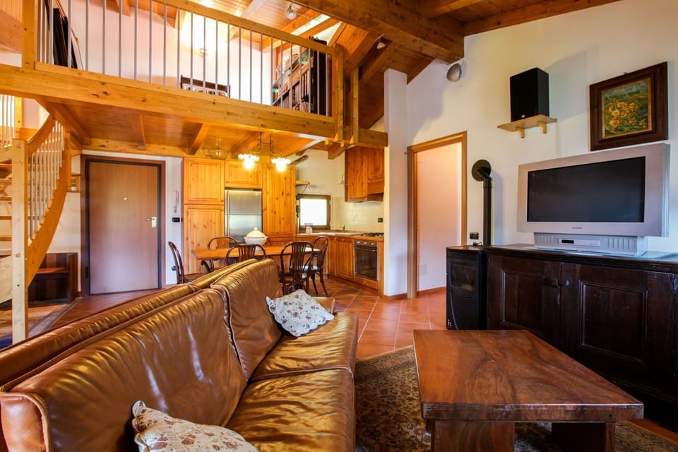 Dining Room, Kitchen, Living Room, Main Entrance