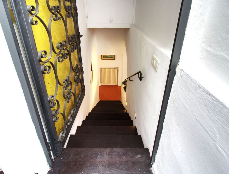 Room Detail