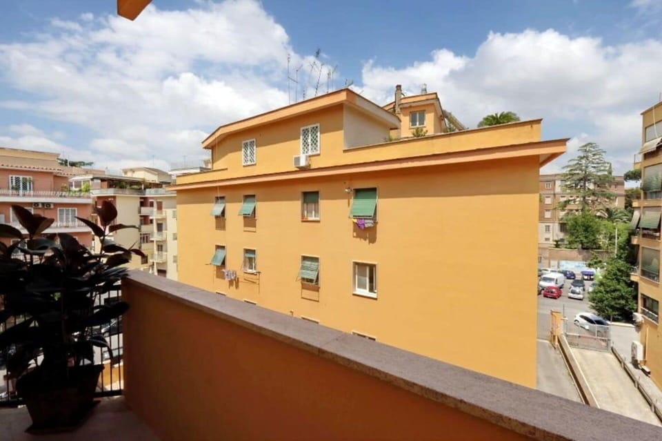 Balcony / Terrace / Patio